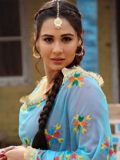 Mandy Takhar